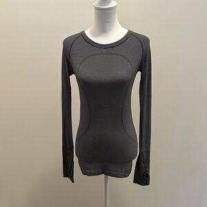 lululemon athletica Black and White Long Sleeve Top